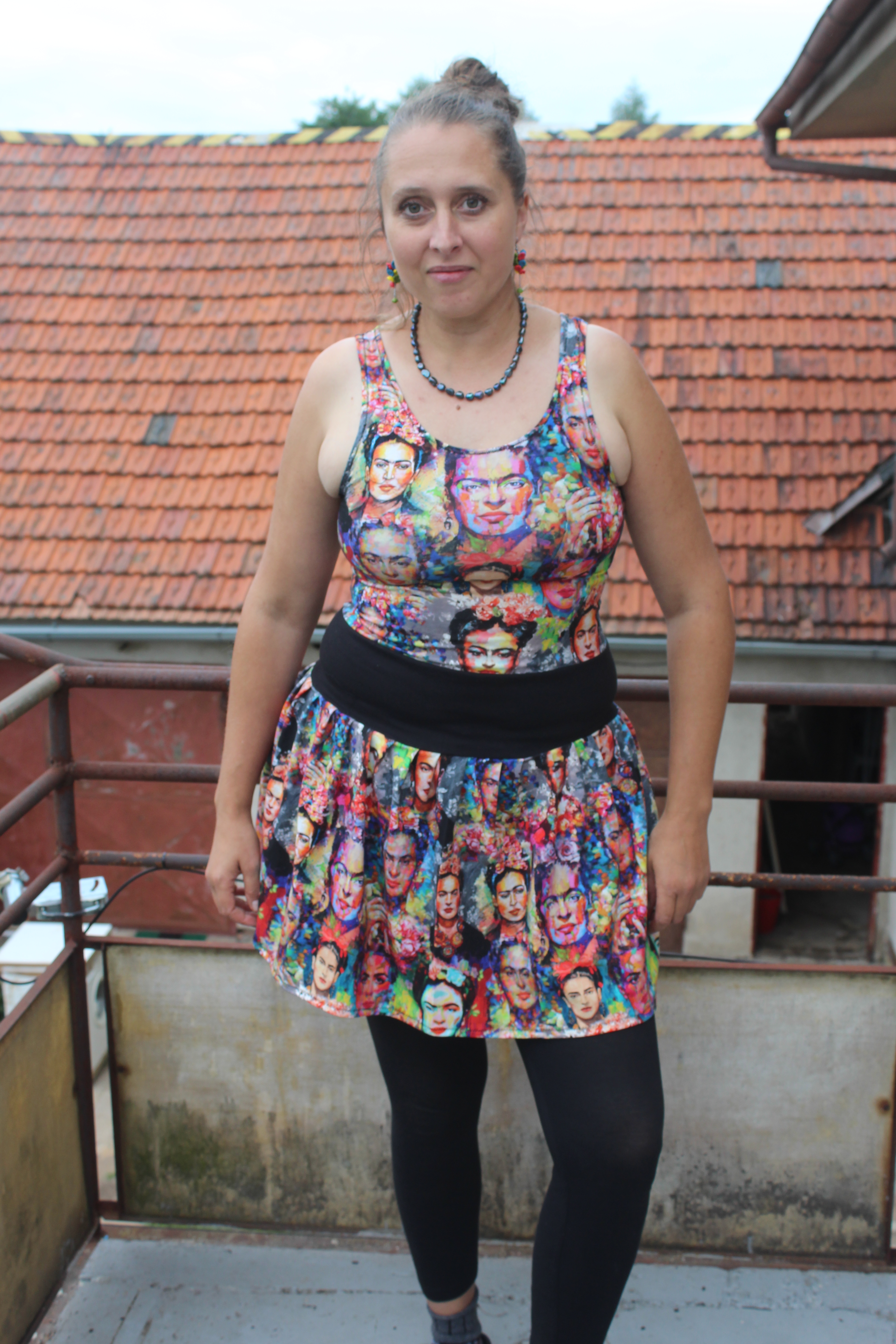 Šaty Frída úpletové na ramínka 